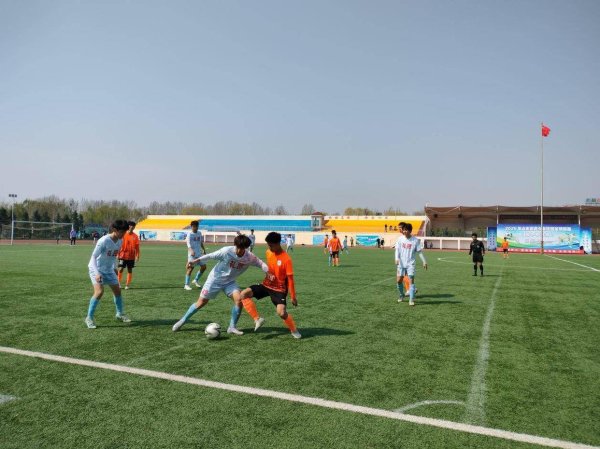 股票配资合作 2025年山东省“省长杯”青少年校园足球联赛开赛